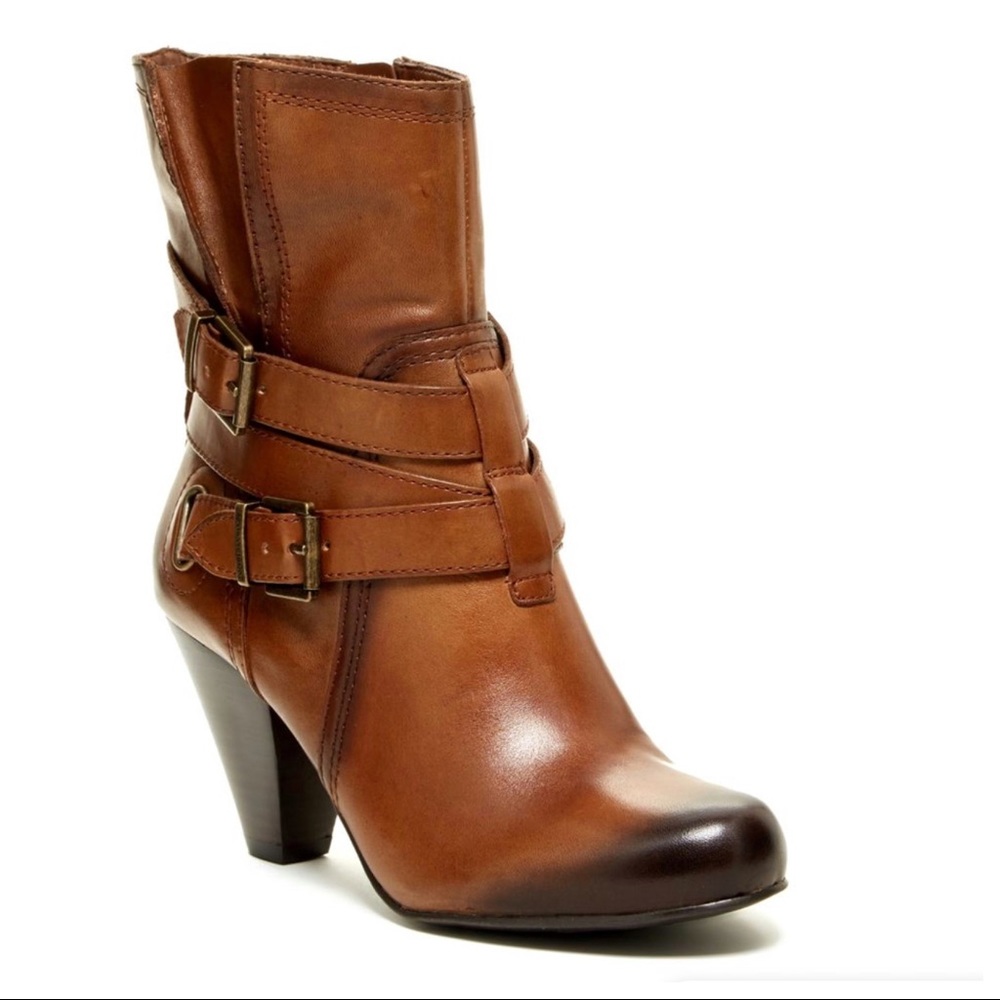 Arturo Chiang Velma Leather Burnished Boots 8.5M